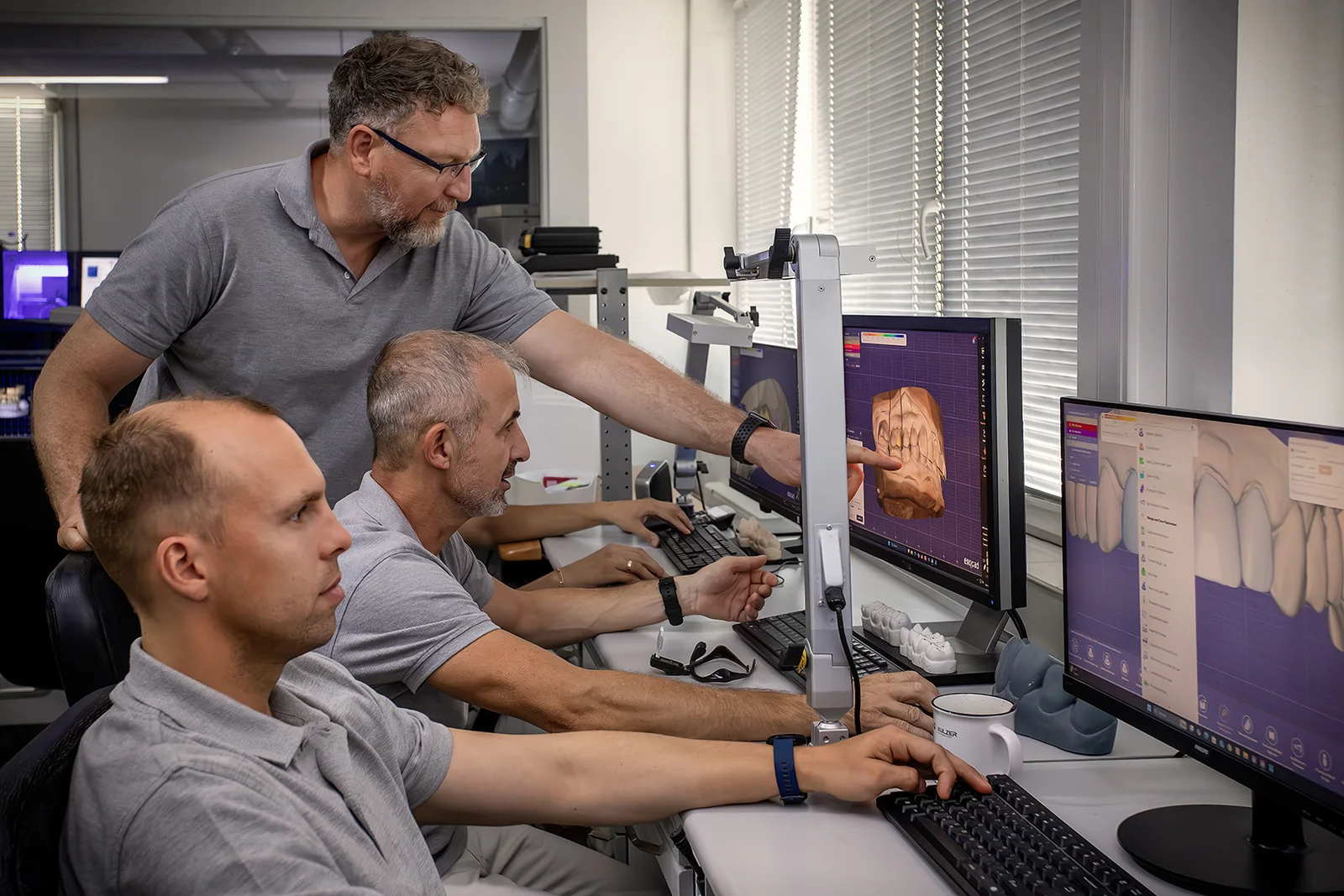 Gemeinsame digitale Fallbeurteilung durch Zahntechniker